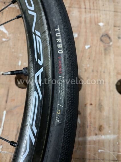 roues en carbone avec housses - 3