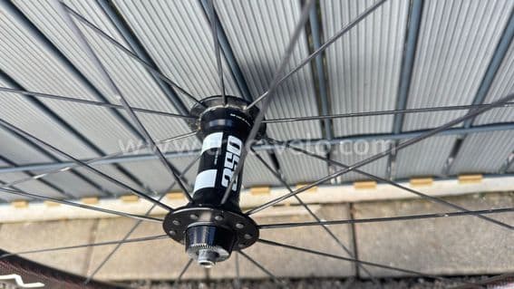 Roues Carbone Patins Boyaux - 2