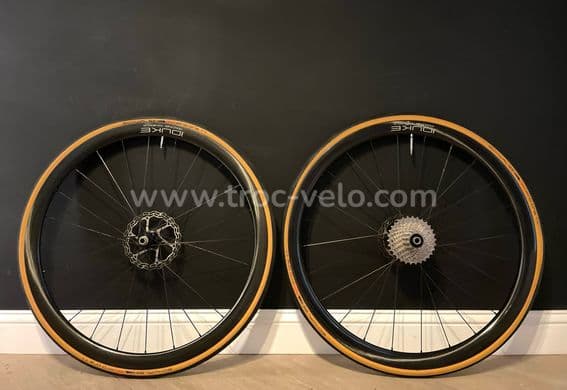 đ„rĂ©servĂ©esđ„DUKE Baccara ULTRA 36 EXTRALITE disc pneus tubeless 1130grđ„ roval dt swiss enve rar - 2