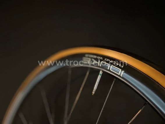 đ„rĂ©servĂ©esđ„DUKE Baccara ULTRA 36 EXTRALITE disc pneus tubeless 1130grđ„ roval dt swiss enve rar - 3