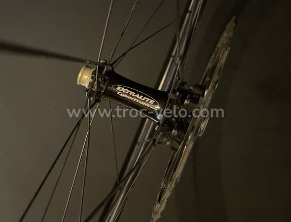 đ„rĂ©servĂ©esđ„DUKE Baccara ULTRA 36 EXTRALITE disc pneus tubeless 1130grđ„ roval dt swiss enve rar - 7