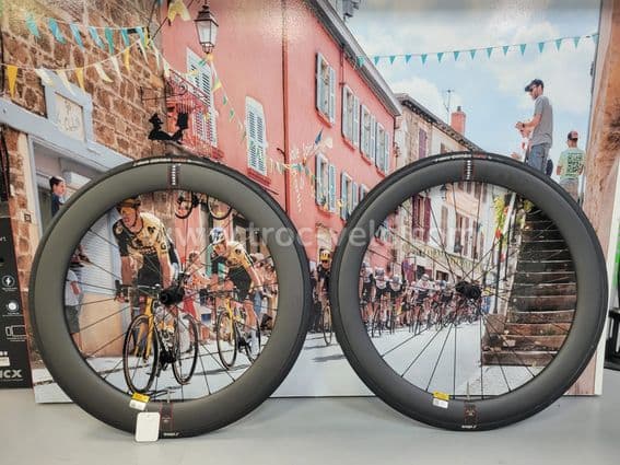 NEUF ! Paire de roues carbone Reserve 52/63 - 1