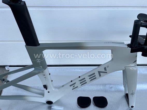 Cadre Triathlon / Contre-la-montre Carbone Aéro – Neuf – Rapport Performance / Prix exceptionnel - 12