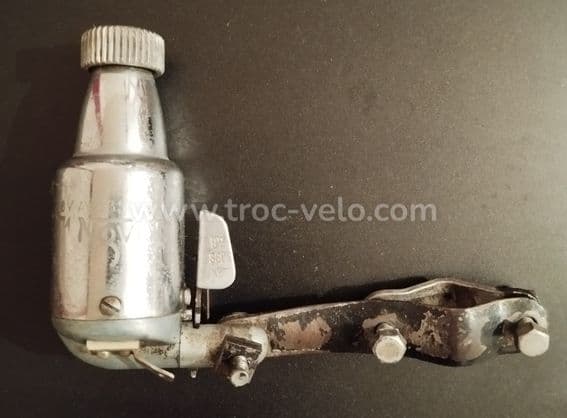 Dynamo Novi SGDG 6 volt en Bé - 1