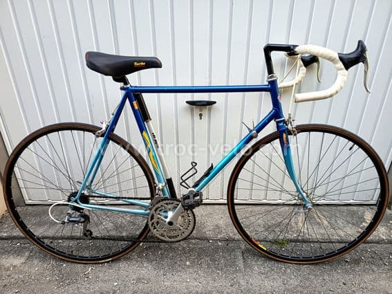Vélo de course Vintage Atala - Tubes Columbus Aelle / Boîtier Vitus - TBE - 1