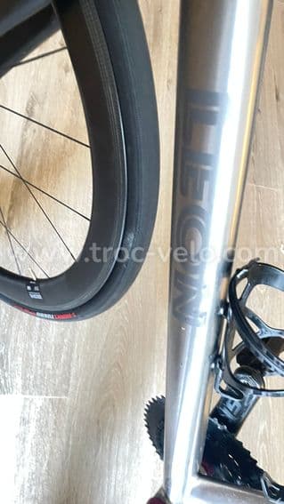 Vélo route carbone taille S - 8