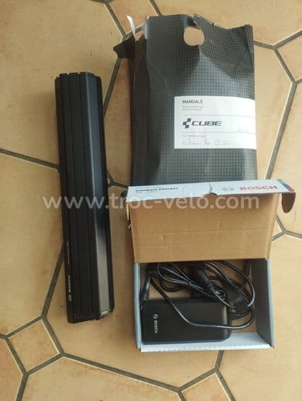 Batterie Bosch Powertube 625W verticale + chargeur - 1