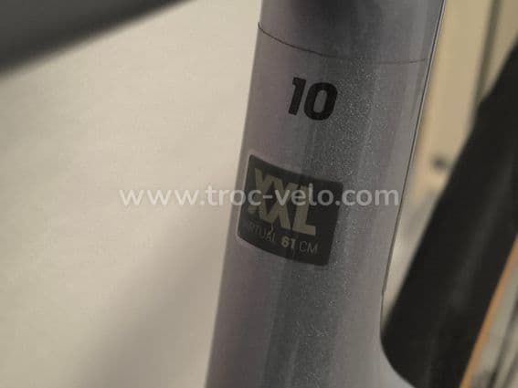 Vélo de route Scott Addict 10 2024 / Sram eTAP AXS / Radar Bryton Gardia R300L / Ravemen CR1000 - 15