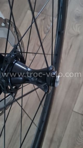 Roue avant Bora WTO 35 Shimano - 3