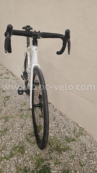 Vélo de route TREK - 2