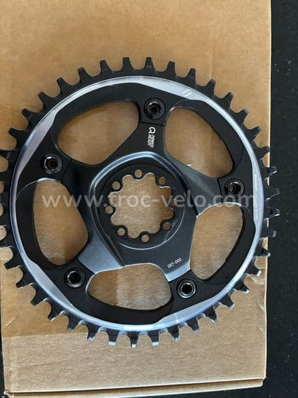 plateau et étoile SRAM 8 visses en 40 dents - 1