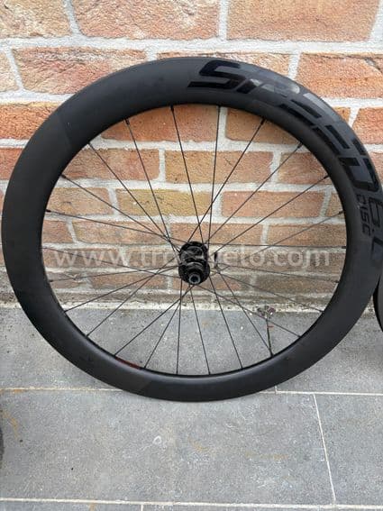 Paire de roues carbone Veltec 60 mm Disc – Excellent état – 800 € - 2