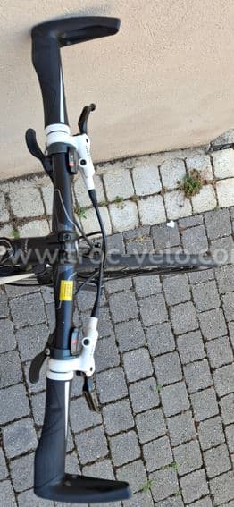 Vélo route Femme cadre carbone cintre droit frein à disque taille XS - 4