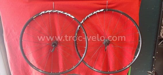 Paires roues mavic aksium - 1