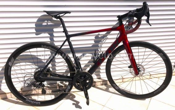 Vélo route carbone look huez 785 D RD, disques, campagnolo chorus 24 v - 1