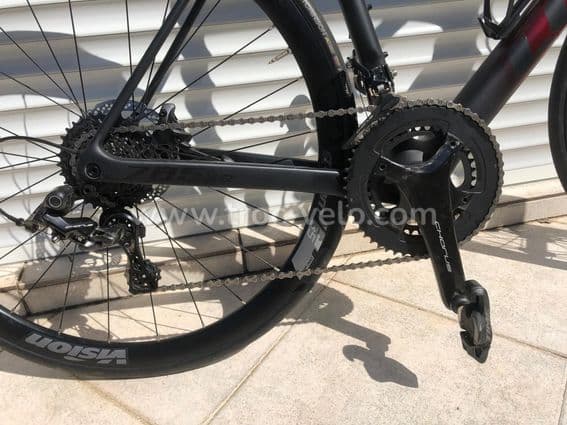 Vélo route carbone look huez 785 D RD, disques, campagnolo chorus 24 v - 3