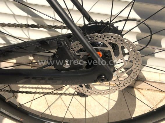 Vélo route carbone look huez 785 D RD, disques, campagnolo chorus 24 v - 11