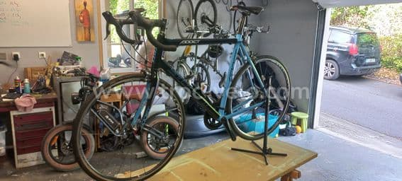 Velo route Scott Addict taille XL - 3