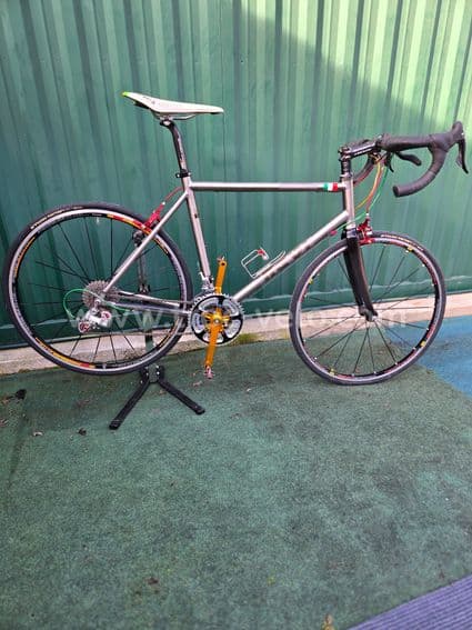 Vélo NEVI Titanium 3 AL-2,5 V Modèle Grimsel made in Italie - 1