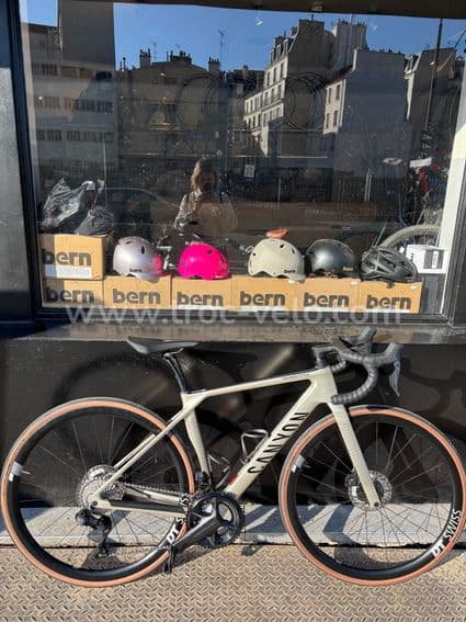 Canyon Endurace CF SLX 8 Di2 quasi neuf - 1